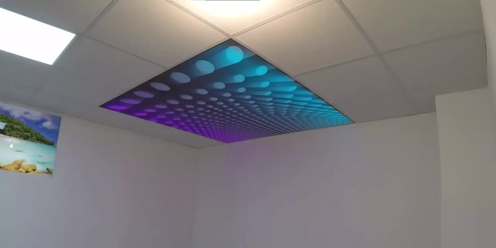 3D натяжной потолок для офиса — Грозный, улица Ампукаева, 1/1, фото 1
